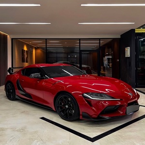 Voiture Supra Mk4 tendance avec intérieur sombre et sièges en cuir, propulsion arrière - Product Image 1