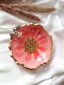 Bol de pièce maîtresse en résine pour une maison élégante fabriquée à partir de matériaux de qualité et présentant de superbes œuvres d'art abstraites - Product Image 3