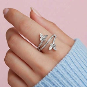 Bague papillon en diamant platine avec placage en rhodium - Option de fiançailles romantique et élégante - Product Image 2