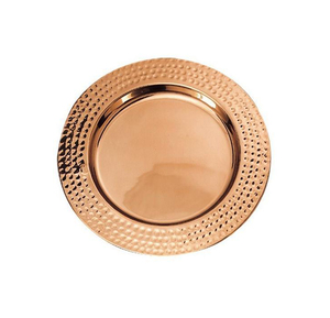 Plato de Presentación Redondo de Metal con Baño de Cobre Brillante y Borde Martillado para Decoración de Mesa en Hogar y Bodas - Product Image 1