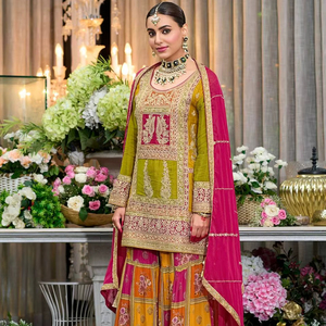 Costume Sharara brodé vert Zardosi et paillettes avec Dupatta pour femme tenue de fête de mariage et de festival indien - Product Image 1