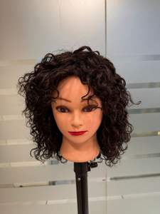 Peluca de Cabello Humano con Frente Ondulado Natural, Tamaño de Gorra Mediano Ajustable, Uso Profesional en Salón, al Mejor Precio al por Mayor - Product Image 3