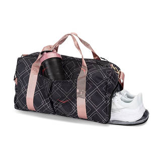 Bolsa de Gimnasio Unisex de Gran Capacidad en Nailon y Poliéster con Correa Ajustable - Servicio Personalizado OEM, Alta Calidad, Hecho en Pakistán - Product Image 2