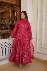 คอลเลกชันแฟชั่นสไตล์ทันสมัยสำหรับผู้หญิงทำงานปักเลื่อมลายดอกไม้บาน - Product Image 6