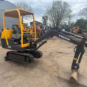 Miniexcavadora Volvo EC15B de Alto Rendimiento - Product Image 5