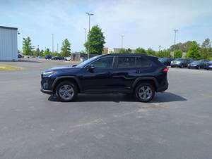 Vehículo Usado de Segunda Mano 2024 Ra--9v4 LE AWD 2.5L 4 Cilindros SUV Azul Oscuro, Crossover, Autos Usados Premium - Product Image 5