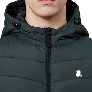 Dernier design 2026 Veste matelassée pour homme à manches longues lavable Fournisseur direct d'usine Veste matelassée légère pour homme - Product Image 4