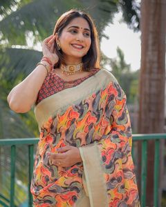 ส่าหรีดีไซเนอร์ของผู้หญิงที่มีชิ้นส่วนเสื้อและผ้าลินินพิมพ์ดิจิตอลด้วยขอบแจ็คการ์ดสีทอง - Product Image 6