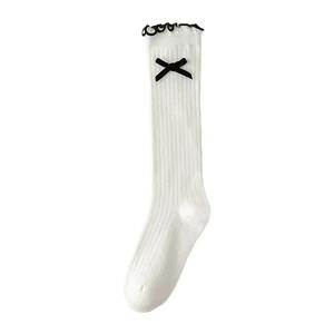 Chaussettes de sport décontractées à logo personnalisé en tricot, 85% coton + polyester + nylon + élasthanne, pour la saison d'automne - Product Image 2