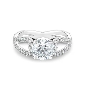 Anillo de compromiso Infinity con diamantes cultivados en laboratorio de corte brillante redondo de 0.80 ct F-VS2, oro macizo de 14K, para amantes de la joyería. - Product Image 1