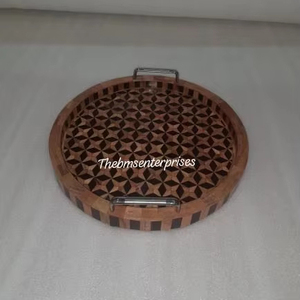 Bandeja con incrustaciones de madera y resina de diseño moderno con asa Bandeja decorativa para el hogar y la mesa muy demandada - Product Image 2