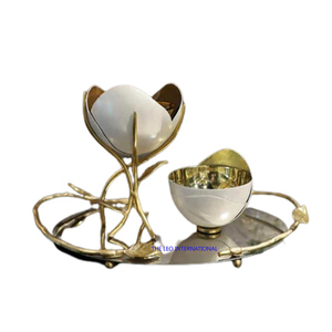 Cuenco decorativo chapado en oro Aluminio Metal Aspecto de lujo Forma redonda Cocina moderna Cuenco más popular - Product Image 4