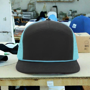 Casquette de golf Performance pour hommes avec tissu respirant à visière structurée et fermeture confortable pour les jeux de parcours et les vêtements décontractés - Product Image 3