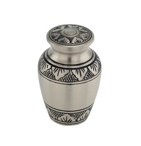 Urna de recuerdo de latón exclusiva, recuerdo de cremación grabado, urna de cenizas conmemorativas, urna funeraria de nuevo diseño negra dorada - Product Image 2