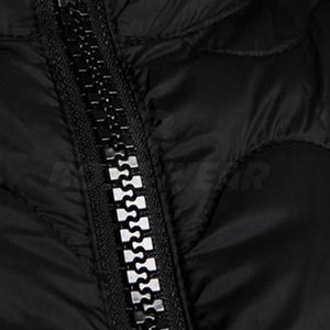 Veste en duvet fabriquée en usine Nouvelle veste en duvet à la mode légère et au design personnalisé pour hommes - Product Image 4