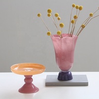 Vase en verre soufflé à la main Bixuan, moderne, rose, à bord festonné, avec piédestal pêche, pour fleurs, desserts, mariage
