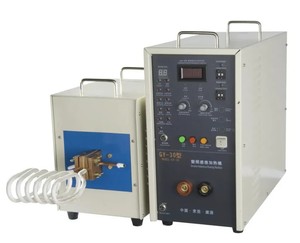 Machine de chauffage par induction à onduleur industriel, équipement de chauffage à commande numérique pour la réparation et le revêtement des métaux - Product Image 3