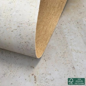 Bolsos de Piel Vacuna de Primera Calidad en Color Gris Claro, Disponibles en Diferentes Colores para Uso como Bolsos de Mano para Mujer - Product Image 2