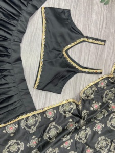 Navratri lehenga ที่สวยงามและได้รับความนิยมมากที่สุดด้วยลูกไม้ใส่ทำงาน - Product Image 6