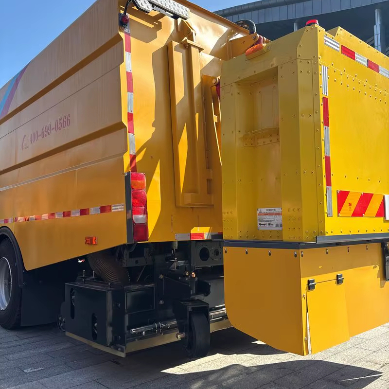 HOWO 6x4 Diesel Manual Street Cleaning