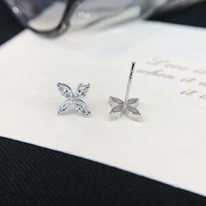 Pendientes de Diamante Cultivado en Laboratorio con Corte Marquise y Forma de Flor, Color EF, Claridad VS, 0.80ctw - Product Image 6