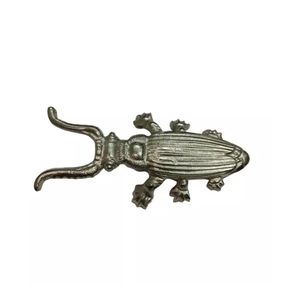 Sculpture d'insectes en métal moderne, matériau de qualité supérieure, figurines d'insectes plaquées argent, finition nickelée pour l'exportation - Product Image 1