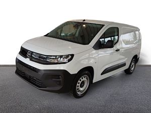 Furgoneta Comercial Usada 2026 C-OMBO, Color Blanco, Motor Diésel 4x2 de 1499cc, 131HP, Sensor de Luz Digital, Transmisión - Product Image 4