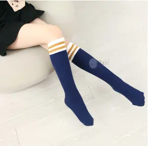 Calcetines largos por encima de la rodilla para mujer, calcetín colorido personalizado, a la moda, OEM, venta al por mayor, de Vietnam