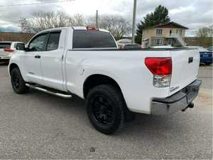 Tundra 2022 Sedán de Lujo Usado, Tracción en las Cuatro Ruedas, Asientos de Cuero, Control de Crucero Adaptativo, Blanco, Automático, Cámara Trasera de 360°, Techo Panorámico, 4.5L - Product Image 3