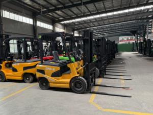 Montacargas Eléctrico Pequeño de 3 y 5 Toneladas de Bajo Precio en <span class=keywords><strong>China</strong></span>, Montacargas Eléctrico Todoterreno, Montacargas Eléctrico en Venta - Product Image 4