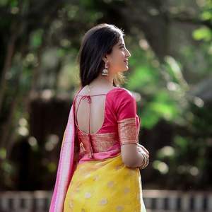 Saris en soie organza pattu semi soie douce avec bordure contrastée pattu - Product Image 4