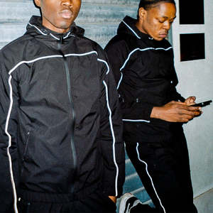 Conjunto de chándal cortavientos para hombre, ropa personalizada para hombre, conjunto de pantalón corto y chaqueta de poliéster, chándal de dos piezas con cremallera - Product Image 5