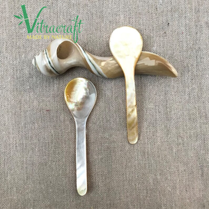 Les cuillères sont fabriquées à partir de coquilles de nacre jaune naturelle Cuillères pour servir du Caviar cher Sûr à utiliser Taille 8.5cm - Product Image 2