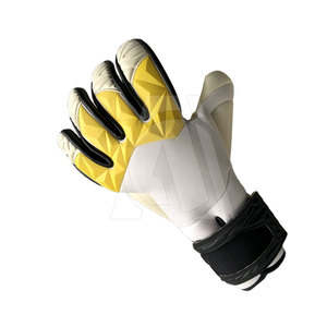 Professional Breathable Waterproof Football Goalkeeper Gloves with Leather Enhanced <b>Fingers</b> Coverage and Adjustable Wrist <b>Strap</b> - Product Image 5