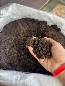 ESSENCE DE TERRE VERMICOMPOST BIOLOGIQUE BOOSTER DE SOL ET SUPERALIMENT VÉGÉTAL - Product Image 5