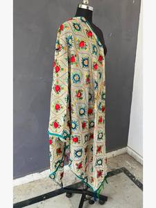 Phulkari Dupatta en coton pour adultes avec broderie en fil et motif floral pour filles - Product Image 3