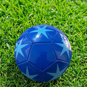 Ballon de football en PU de taille 5 pour adultes, cousu à la machine, pour les compétitions étudiantes, le football en cuir durable pour les matchs sportifs. - Product Image 4