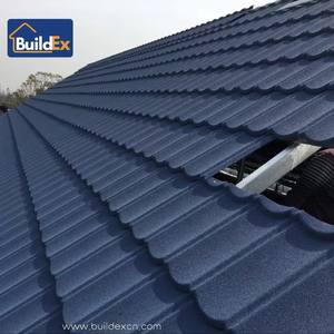 Las coloridas tejas metálicas hacen que cada edificio destaque - Product Image 1