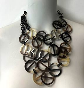 Collier en corne de buffle laqué naturel Plusieurs couleurs disponibles 1 Collier en corne de buffle naturel Produit indien fait à la main - Product Image 6