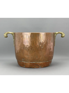 Seau à glace en laiton contemporain personnalisable pour un style de fête moderne, ajoutant un accent métallique et une utilité pratique - Product Image 6