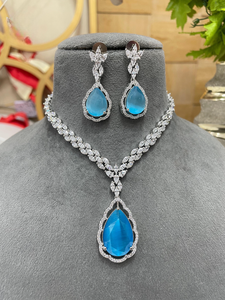 Ensemble de collier élégant en zircon cubique et boucles d'oreilles assorties Sparkling Bridal, bijoux de soirée pour femmes Collier de luxe pour filles - Product Image 2