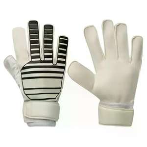 Vente en gros RAULAM RIG-1215 Gants de gardien de but de football pour jeunes avec logo personnalisé Protection du pouce Gants en cuir de haute qualité - Product Image 4