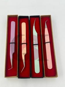 Pince à épiler d'extension de cils à impression papillon avec revêtement en poudre de différentes couleurs avec logo personnalisé Instruments de beauté à pointe argentée - Product Image 4