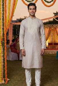 Nouveauté Kurta Pyjama en Mélange de Soie Léger Design Tendance Prêt à Porter Vêtement Formel et Décontracté Livraison Rapide - Product Image 3