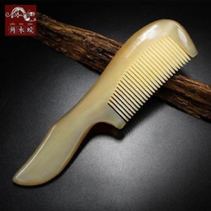 Peine de peluquero de cuerno de salón grande genuino para desenredar el cabello largo y grueso con curvas, precio de fábrica directo al por mayor - Product Image 5