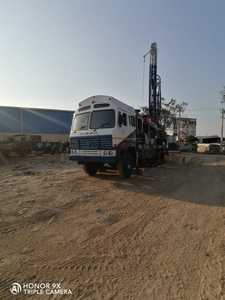 PDTHR automático montado en camión 300 metros/1000 pies de profundidad plataforma de perforación de pozos de agua portátil hidráulica para la venta - Product Image 3