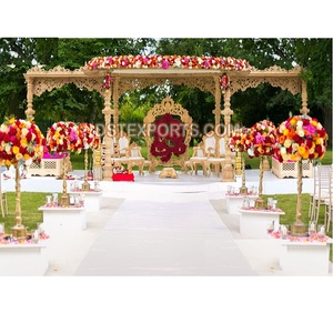 Decoración de Mandap de Madera para Bodas al Aire Libre, Mandap de Madera con Temática de Jardín para Bodas, Instalación de Mandap de Madera para Bodas al Aire Libre en Australia - Product Image 1