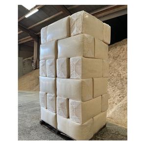 Virutas de madera de haya de alta absorción para granjas avícolas, camas para caballos y alojamiento de ganado - Product Image 4