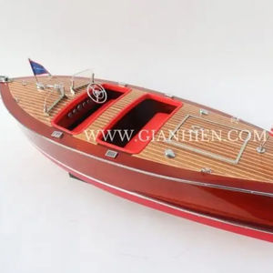 Gia Nhien Fabricant Approuvé Conception Personnalisée CHRIS CRAFT DELUXE RUNABOUT 1942 BATEAU DE VITESSE EN BOIS ARTISANAT HAUTE QUALITÉ - Product Image 5