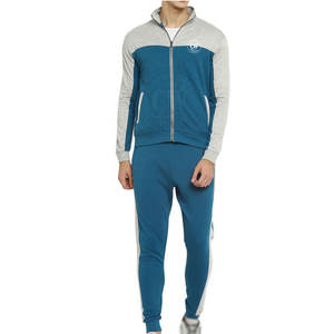 Conjunto de sudadera y pantalón de algodón personalizado con capucha sólida de invierno de alta calidad chándal transpirable de secado rápido para hombre - Product Image 1